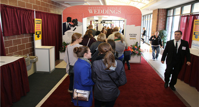 美国密尔沃基婚纱展览会
